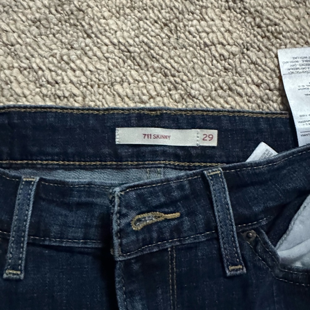levis jeans - Picture 4 of 6